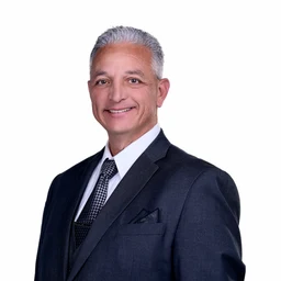 Portrait of Rich Pesqueira